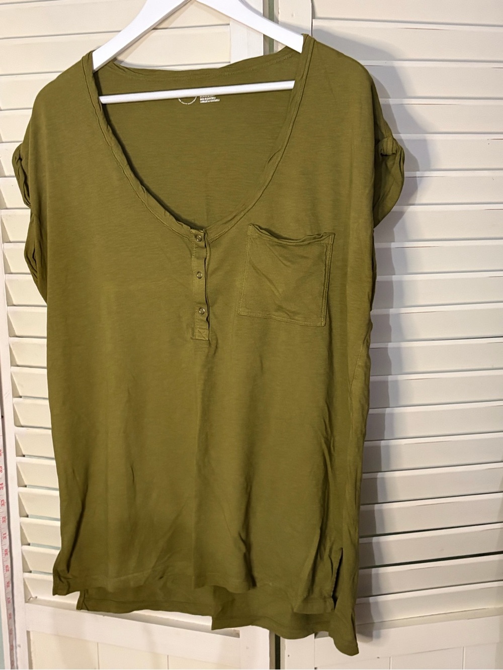 Two piece PREMIUM outfit including Free People jeans and an Aerie top - Picture 2 of 4